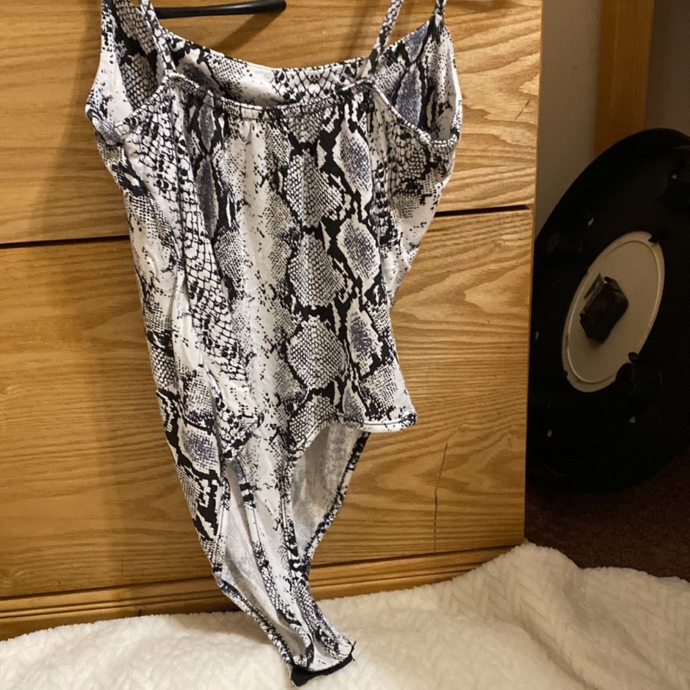 Bodysuit - Picture 4 of 5